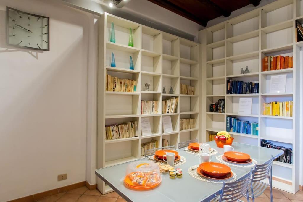 Appartement Pantheon Large In The Heart Of S