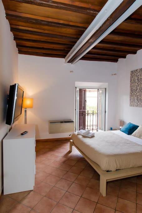 Appartement Pantheon Large In The Heart Of S Rome